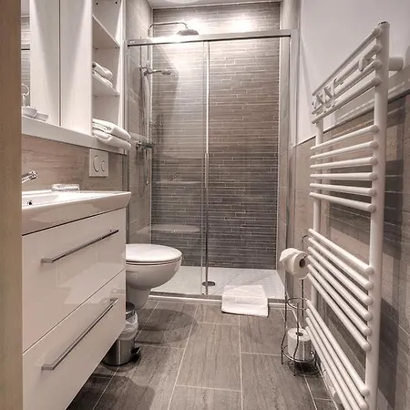 Da Domenico Am Hagelkreuz 호텔 힐덴